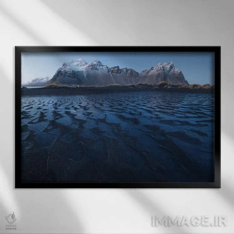 تابلو استوکسنس ایسلند ۱ اثر دیوید کلاپ - نمای قابدار مشکی