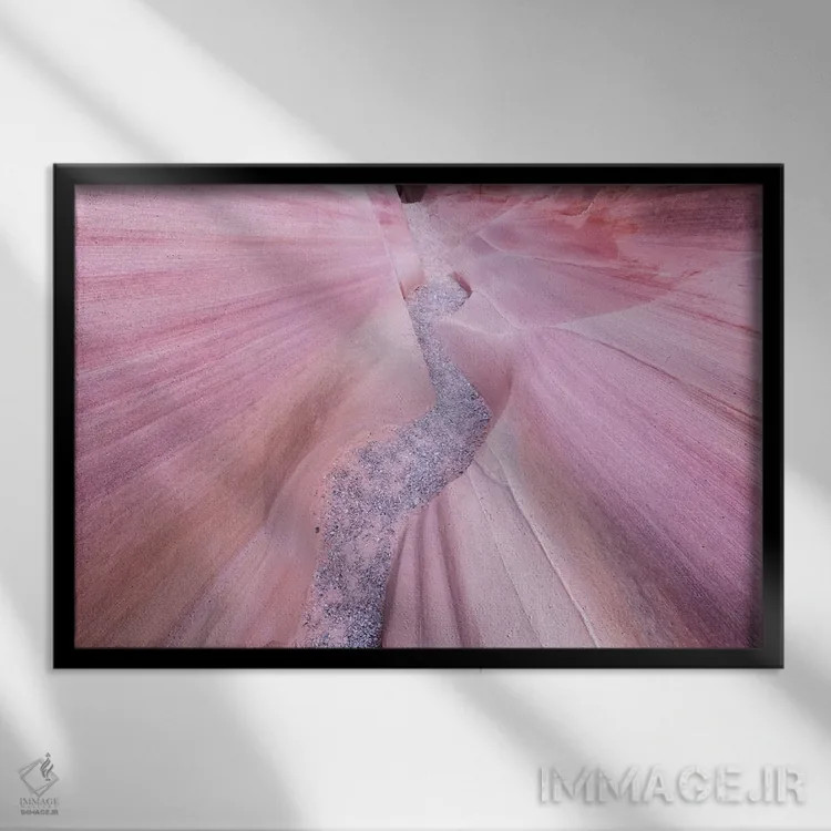 تابلو دره آتش نوادا ۸ اثر دیوید کلاپ - نمای قابدار مشکی