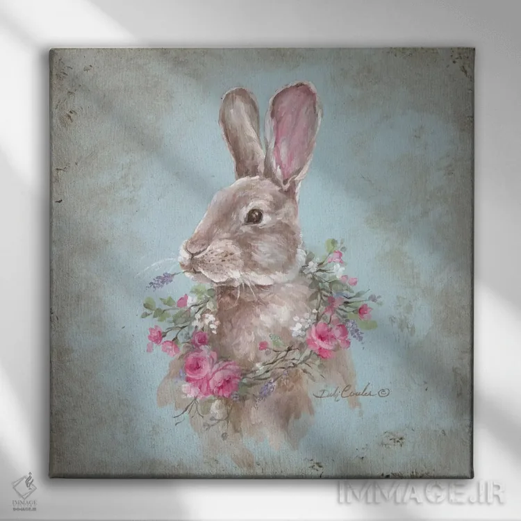 تابلو خرگوش با تاج گل اثر دبی کولز - نمای روبهرو روی دیوار