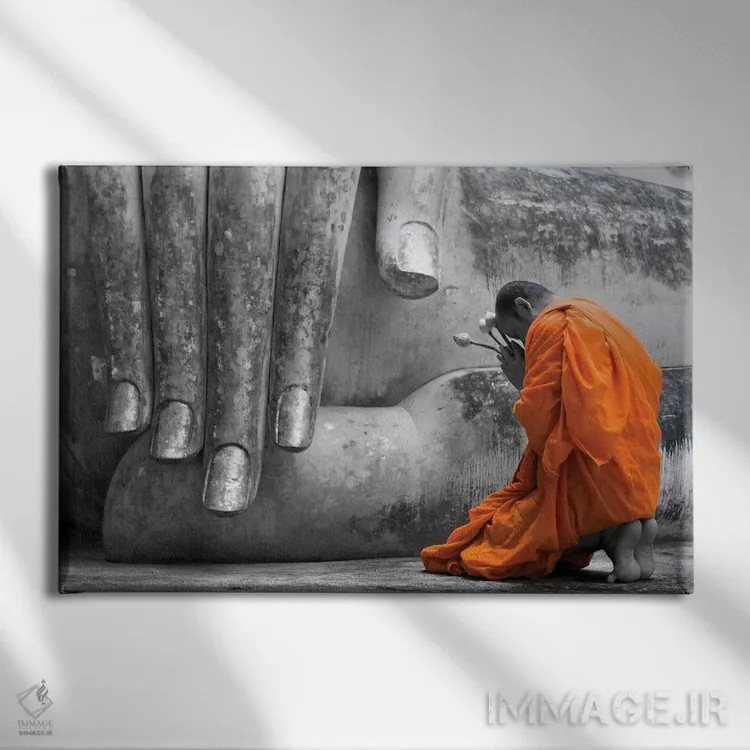 تابلو هدیه اثر دانیتا دلیمنت - نمای روبهرو روی دیوار