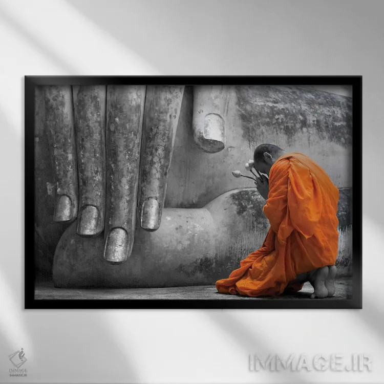 تابلو هدیه اثر دانیتا دلیمنت - نمای قابدار مشکی