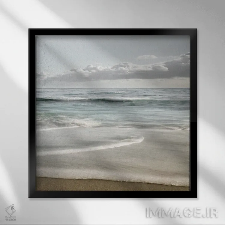 تابلو ماسههای نجواگر اثر دانیتا دلیمنت - نمای قابدار مشکی