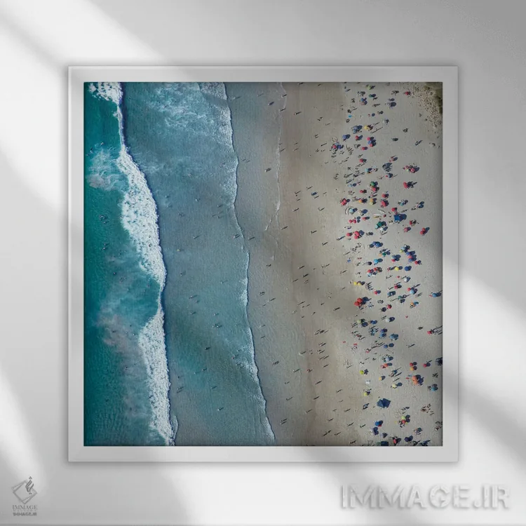 تابلو ساحل از نمای هوایی اثر دانیتا دلیمنت - نمای قابدار سفید