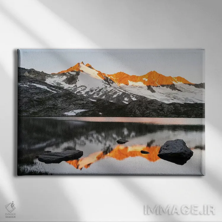 تابلو طلوع دریاچه بالایی گرلوس اثر دانیتا دلیمنت - نمای روبهرو روی دیوار