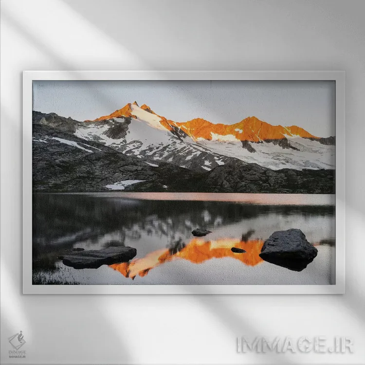 تابلو طلوع دریاچه بالایی گرلوس اثر دانیتا دلیمنت - نمای قابدار سفید
