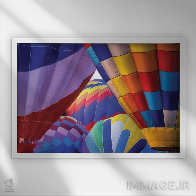 تابلو انفجار رنگ اثر دنیس فراتس - نمای قابدار سفید