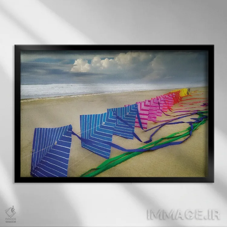 تابلو بادبادک ساحلی اثر دنیس فراتس - نمای قابدار مشکی