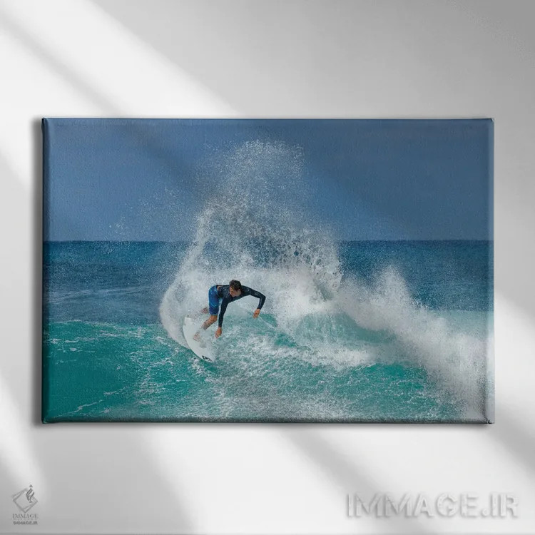 تابلو موجسواری اثر دنیس فراتس - نمای روبهرو روی دیوار