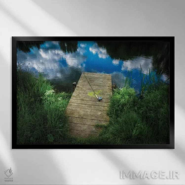 تابلو چوب ماهیگیری و اسکله اثر دنیس فراتس - نمای قابدار مشکی