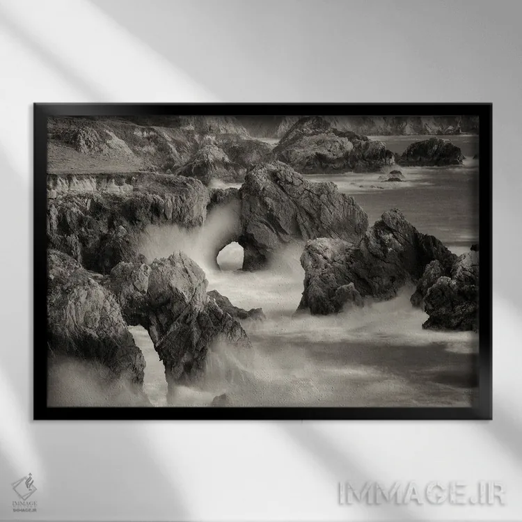 تابلو ساحل قوسیشکل اثر دنیس فراتس - نمای قابدار مشکی