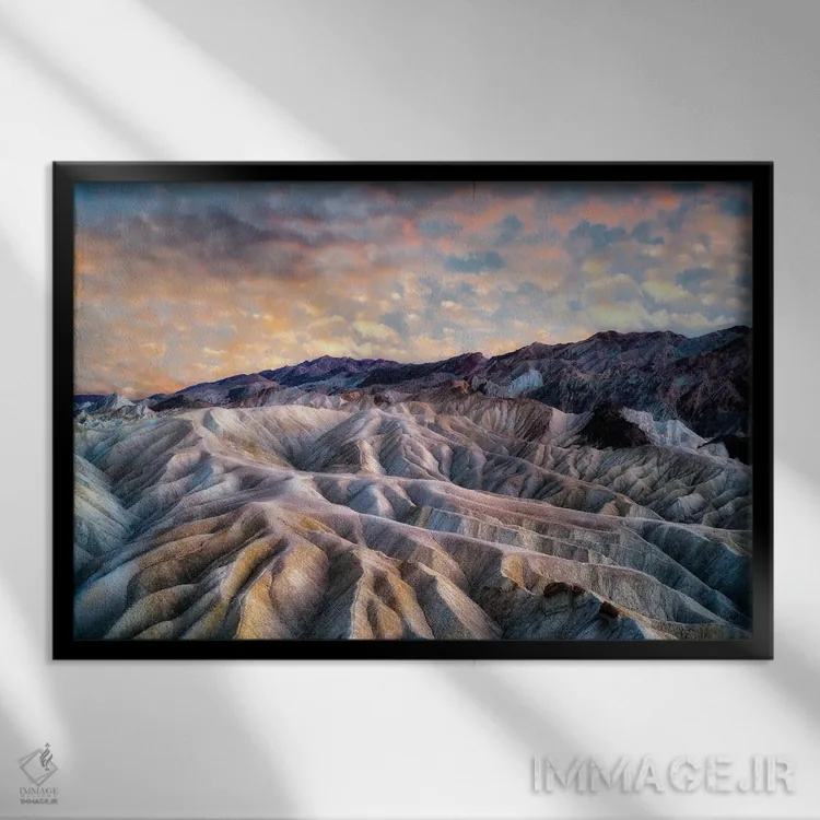 تابلو طلوع دره مرگ ۳ اثر دنیس فراتس - نمای قابدار مشکی