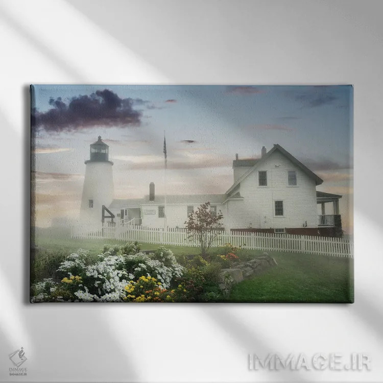 تابلو طلوع فانوس دریایی و مه اثر دنیس فراتس - نمای روبهرو روی دیوار