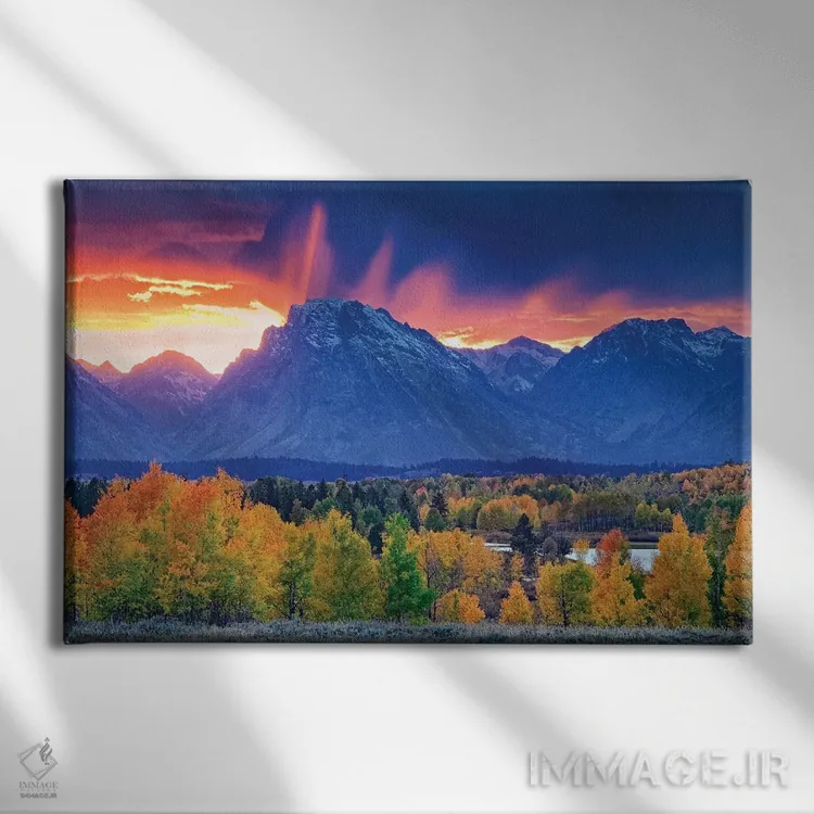 تابلو خطوط تتون (اشاره به رشتهکوه) اثر دنیس فراتس - نمای روبهرو روی دیوار