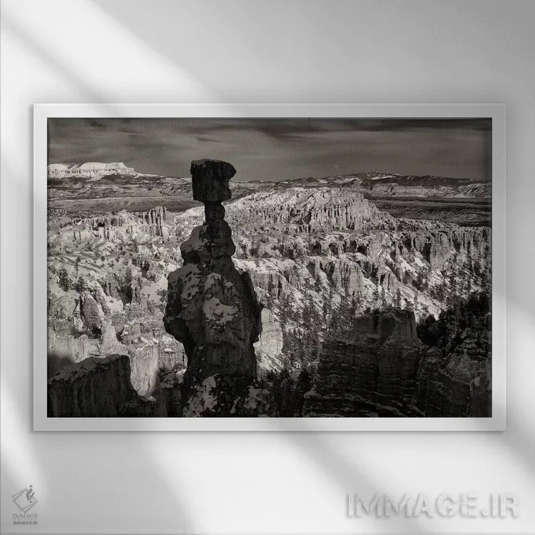 تابلو ستون سنگی بریس ۱ (پارک ملی در آمریکا) اثر دنیس فراتس - نمای قابدار سفید