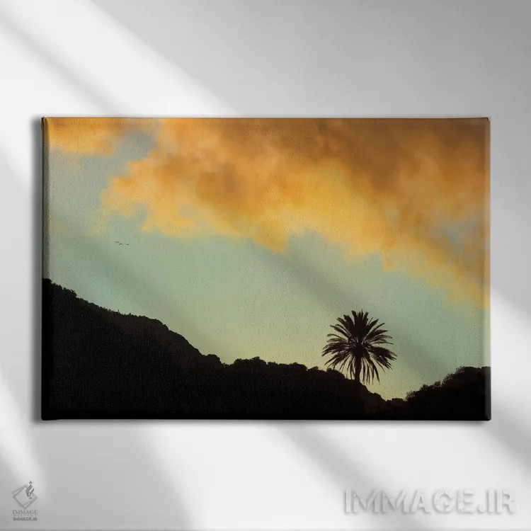 تابلو غروب نخل تنها اثر دنیس فراتس - نمای روبهرو روی دیوار