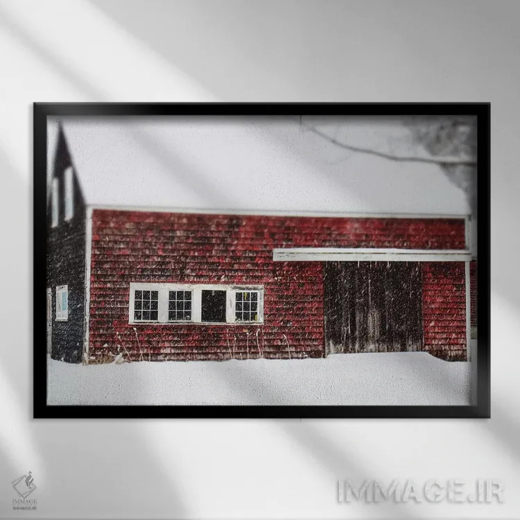 تابلو انبار قرمز زمستانی اثر دبرا اوبرتانک - نمای قابدار مشکی