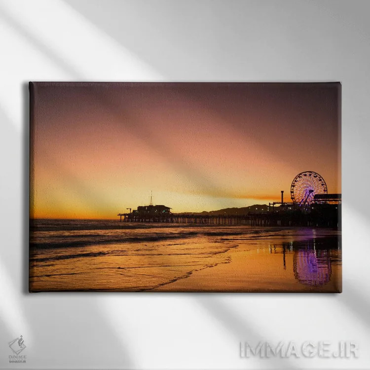 تابلو Santa Monica, California, USA,اسکله سانتا مونیکا در طلوع، سانتا مونیکا، کالیفرنیا، ایالات متحده آمریکا اثر دنیس فلهرتی - نمای روبهرو روی دیوار