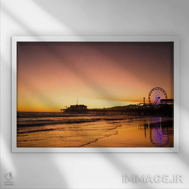 تابلو Santa Monica, California, USA,اسکله سانتا مونیکا در طلوع، سانتا مونیکا، کالیفرنیا، ایالات متحده آمریکا اثر دنیس فلهرتی - نمای قابدار سفید