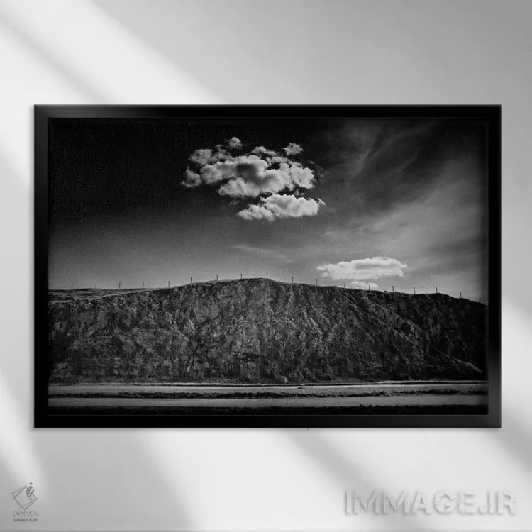 تابلو ابر اثر دوریت فوگ - نمای قابدار مشکی
