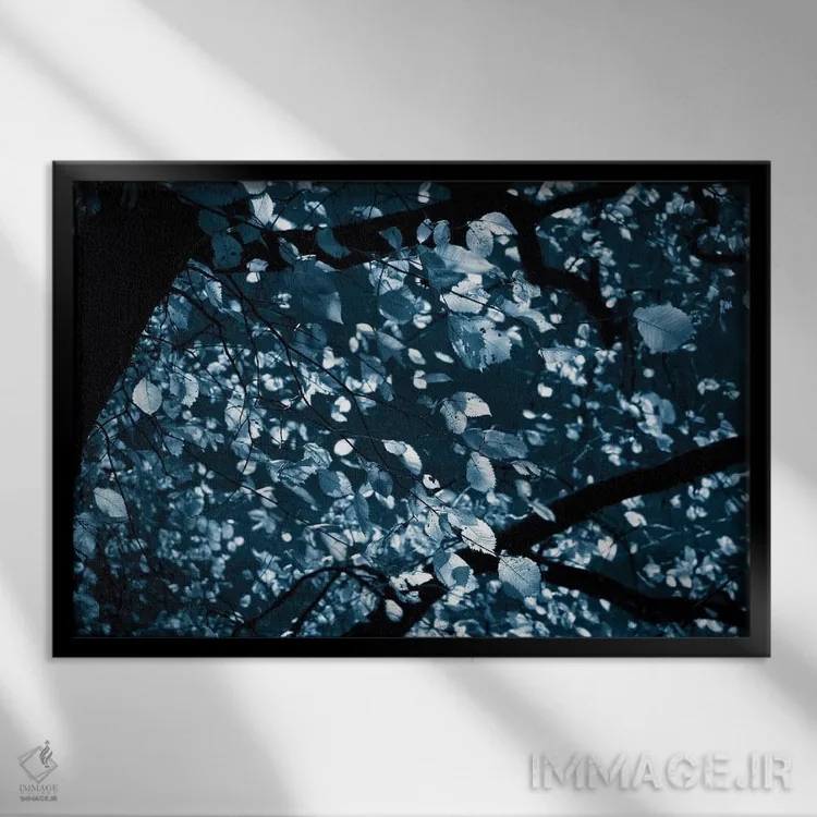 تابلو تا ابد آبی اثر دوریت فوگ - نمای قابدار مشکی