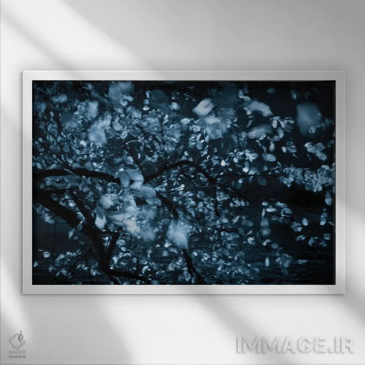 تابلو برگهای رقصان کنار رودخانه اثر دوریت فوگ - نمای قابدار سفید