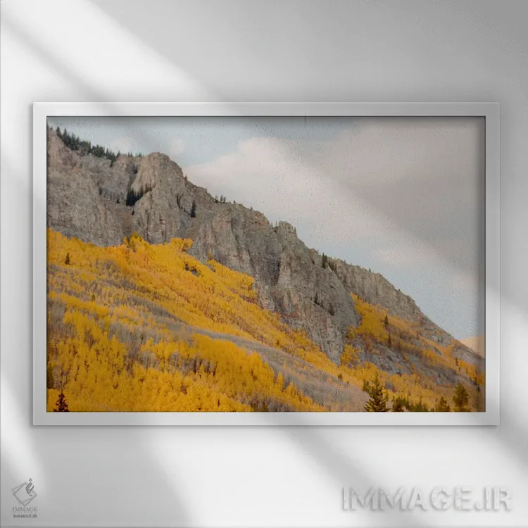 تابلو تب طلا در کوههای راکی اثر دنیل گارسیا - نمای قابدار سفید
