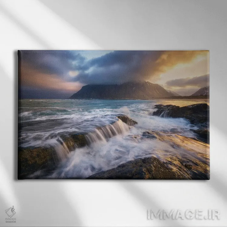 تابلو طلوع طلایی در ساحل اسکگساندن (لوفوتن) اثر دنیل گاستاگر - نمای روبهرو روی دیوار