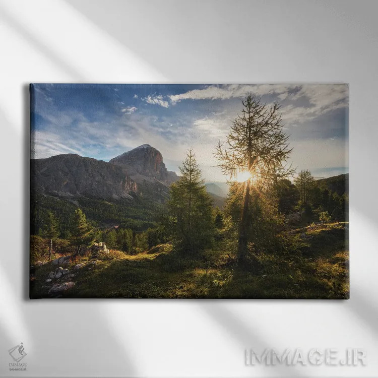 تابلو صبح تابستانی طلایی در پاسو فالزارگو (دولومیت) اثر دنیل گاستاگر - نمای روبهرو روی دیوار
