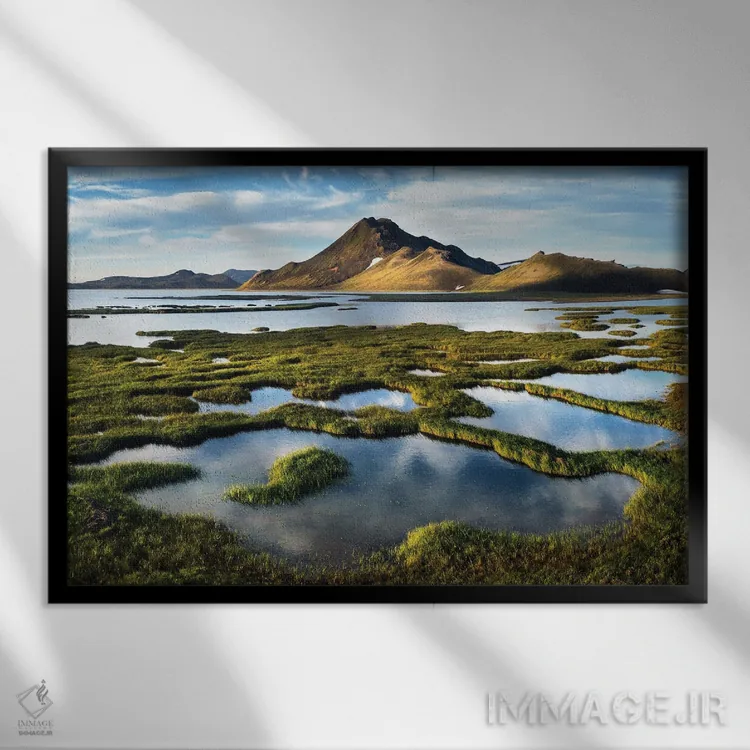 تابلو برکههای زیبا در ارتفاعات ایسلند اثر دنیل گاستاگر - نمای قابدار مشکی