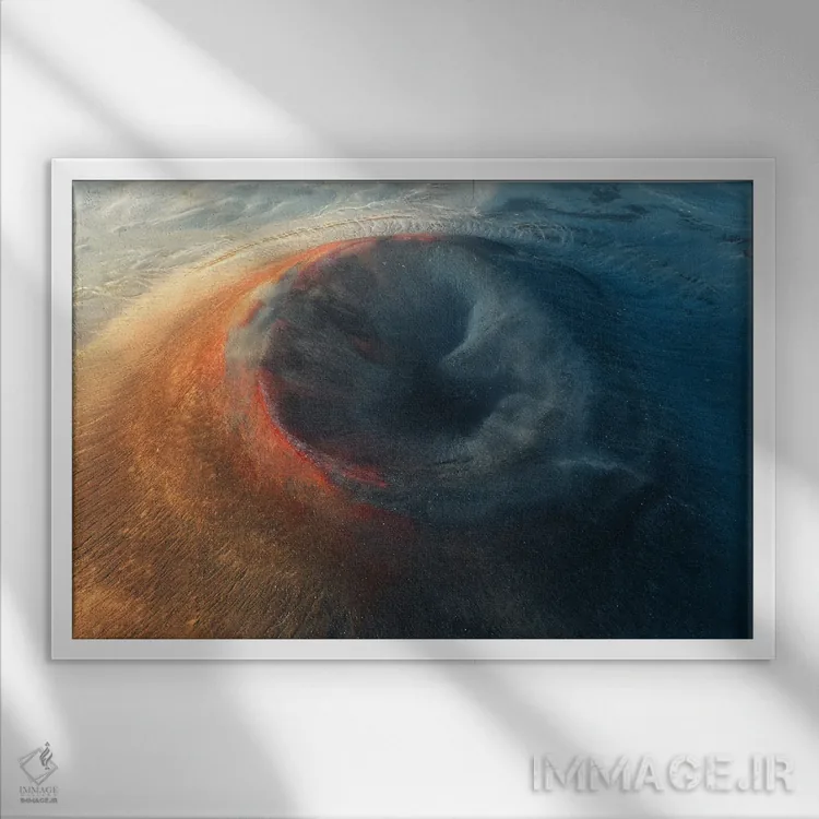 تابلو تضاد رنگ در ارتفاعات ایسلند اثر دنیل گاستاگر - نمای قابدار سفید