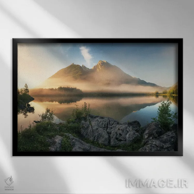 تابلو صبح طلایی بهاری کنار دریاچه هینترزی در باواریا اثر دنیل گاستاگر - نمای قابدار مشکی
