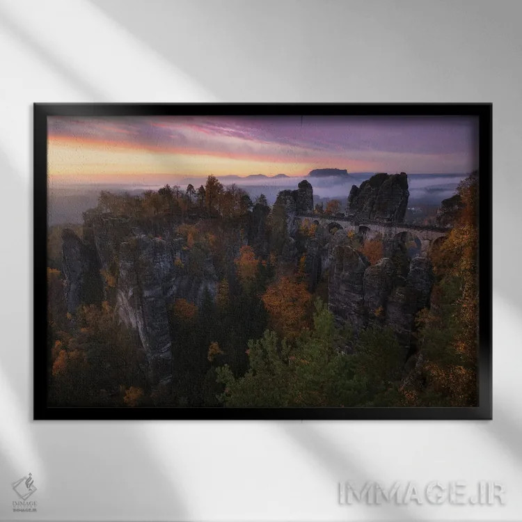 تابلو طلوع رنگارنگ پاییز در باستای آلمان شرقی اثر دنیل گاستاگر - نمای قابدار مشکی