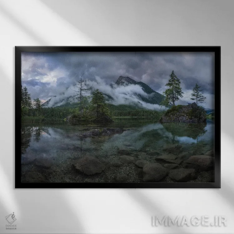 تابلو دریاچه هینترزی احساسی در باواریا (آلمان) اثر دنیل گاستاگر - نمای قابدار مشکی