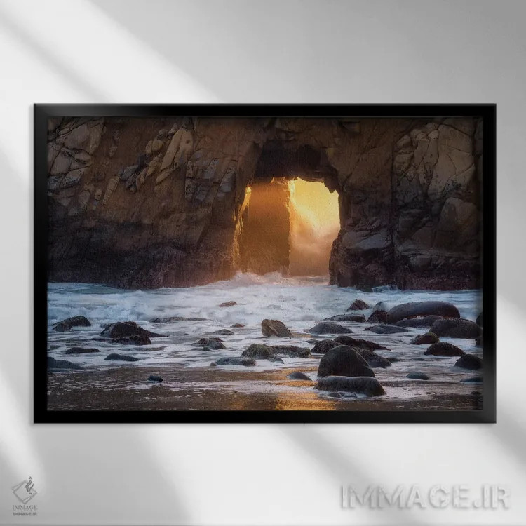 تابلو غروب در ساحل بیگ سور (کالیفرنیا) اثر دنیل گاستاگر - نمای قابدار مشکی