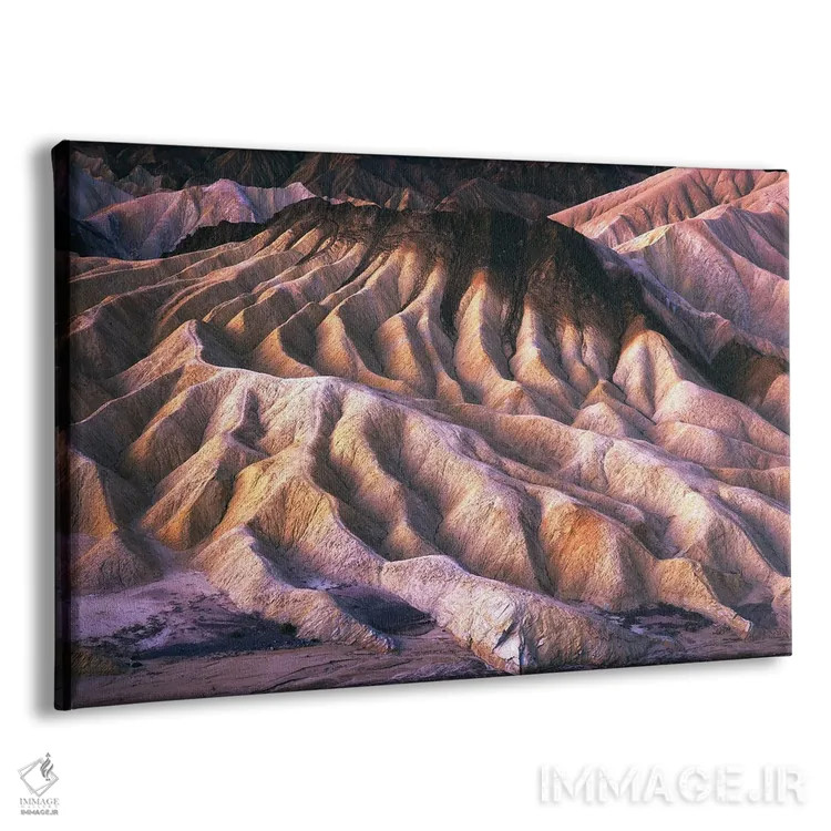تابلو سپیدهدم در بدلندز در دره مرگ (کالیفرنیا) اثر دنیل گاستاگر - نمای پرسپکتیو محصول