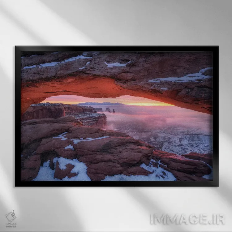 تابلو طلوع درخشان در مسا آرچ اثر دنیل گاستاگر - نمای قابدار مشکی