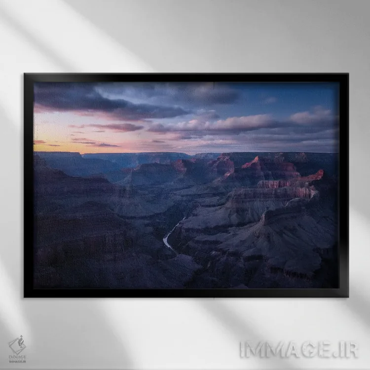 تابلو گرند کنیون هنگام گرگ و میش (آریزونا) اثر دنیل گاستاگر - نمای قابدار مشکی