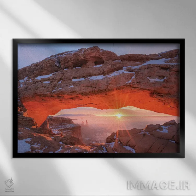 تابلو طلوع زمستانی در مسا آرچ (یوتا) اثر دنیل گاستاگر - نمای قابدار مشکی