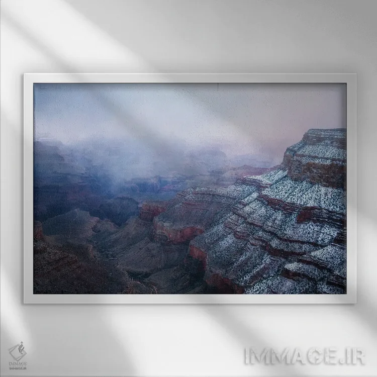تابلو عصر زمستانی مهآلود در گرند کنیون اثر دنیل گاستاگر - نمای قابدار سفید