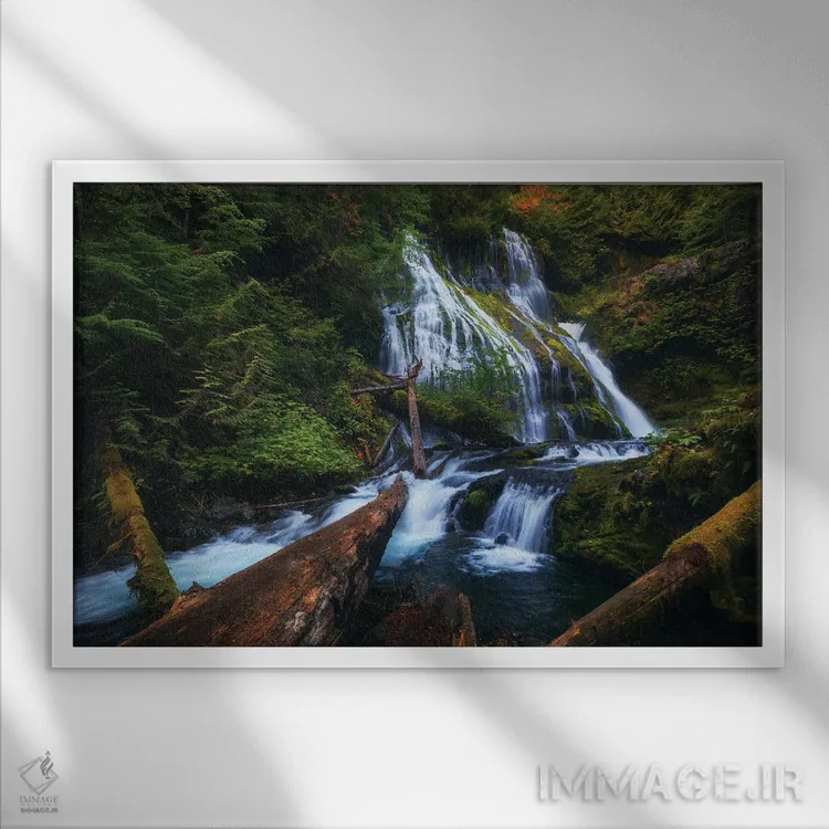 تابلو آبشار پنتر کریک در واشنگتن اثر دنیل گاستاگر - نمای قابدار سفید