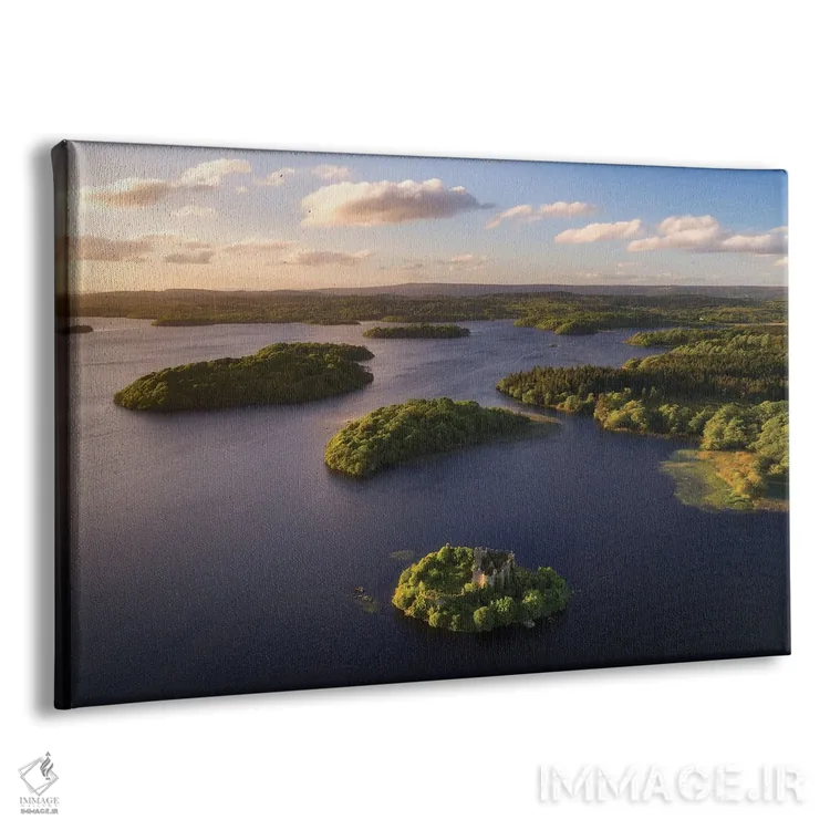 تابلو دریاچهای ایرلندی هنگام غروب از بالا اثر دنیل گاستاگر - نمای پرسپکتیو محصول