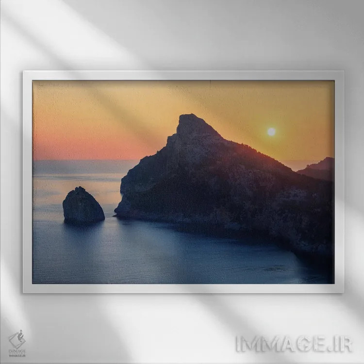 تابلو طلوع طلایی تابستانی در فورمنتور (مایورکا) اثر دنیل گاستاگر - نمای قابدار سفید