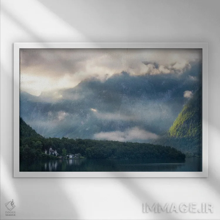 تابلو صبح مهآلود در دریاچه هالشتات (اتریش) اثر دنیل گاستاگر - نمای قابدار سفید