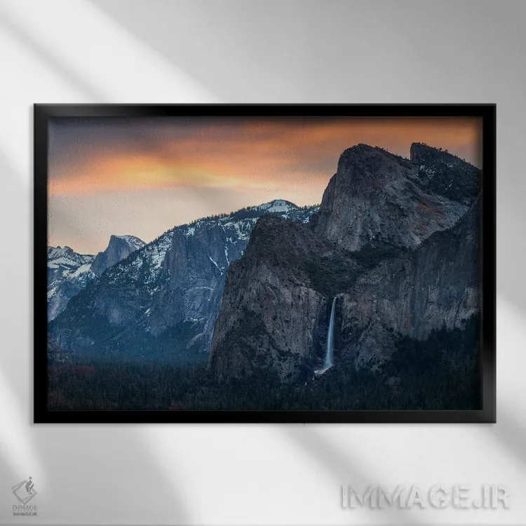 تابلو رنگهای صبح طلایی در پارک ملی یوسیمیتی اثر دنیل گاستاگر - نمای قابدار مشکی