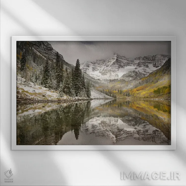 تابلو White River National Forest, Colorado, USA,کوهستان مارون بلز پوشیده از برف و انعکاس آن در دریاچه مارون، جنگل ملی وایت ریور، کلرادو، آمریکا اثر دان گرال - نمای قابدار سفید