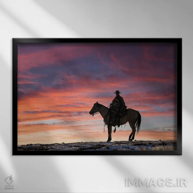 تابلو Shell, Wyoming Hideout Ranch Cowgirl Silhouetted On Horseback At Sunset II,آمریکا، شل، وایومینگ، کابوی دختر سیلوئتشده روی اسب هنگام غروب ۲ اثر دارل گالین - نمای قابدار مشکی