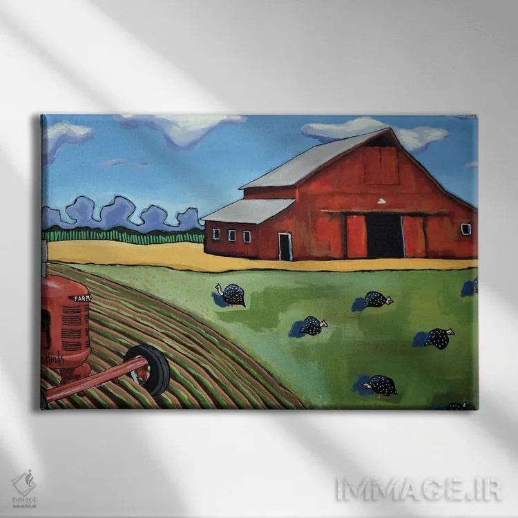 تابلو انبار قرمز قدیمی با مرغهای گینهای و تراکتور فارمآل اثر دیویدای هینْدز - نمای روبهرو روی دیوار