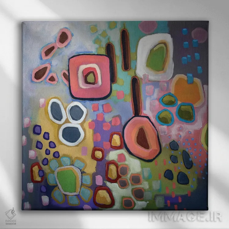 تابلو میخهای مربع و سوراخهای گرد (تفاوتها یا تناقضها) اثر دیویدای هینْدز - نمای روبهرو روی دیوار