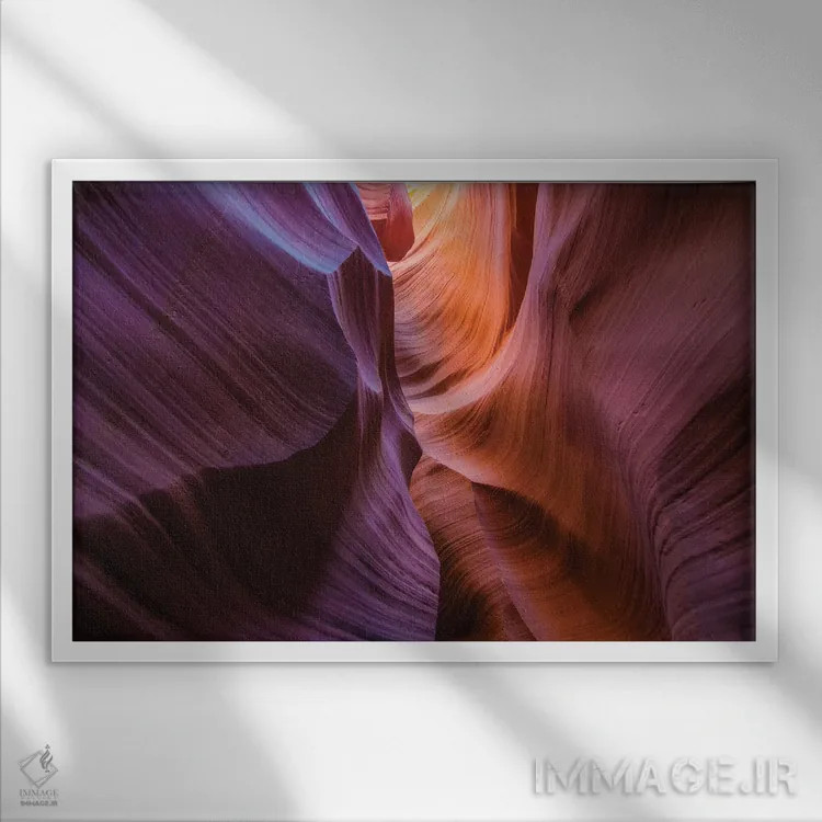 تابلو پلیکروم (چند رنگ) اثر داستین لِفور - نمای قابدار سفید