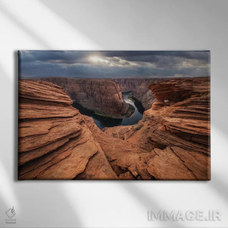 تابلو پیچ رودخانه اثر داستین لِفور - نمای روبهرو روی دیوار